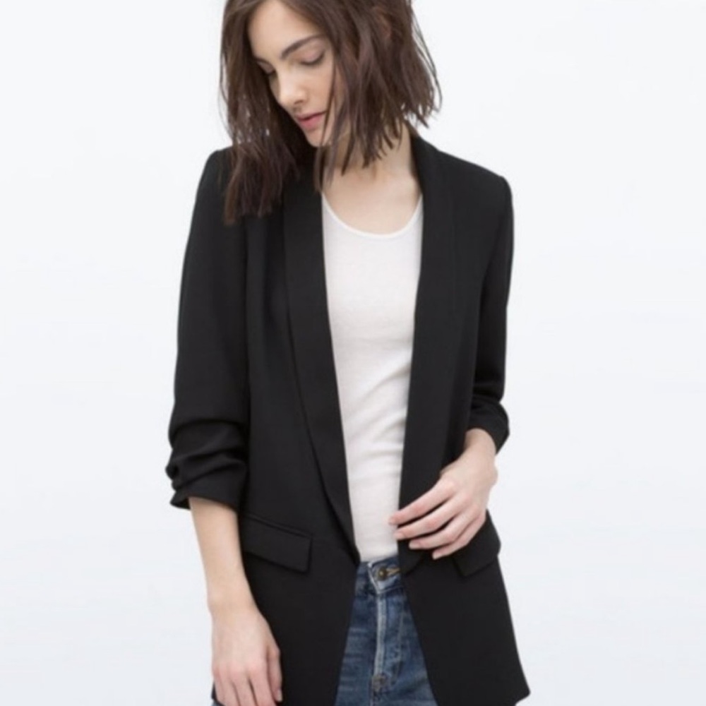 Black Zara blazer